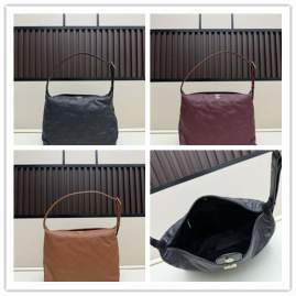 Picture of Chanel Handbags _SKUfw239867884fw